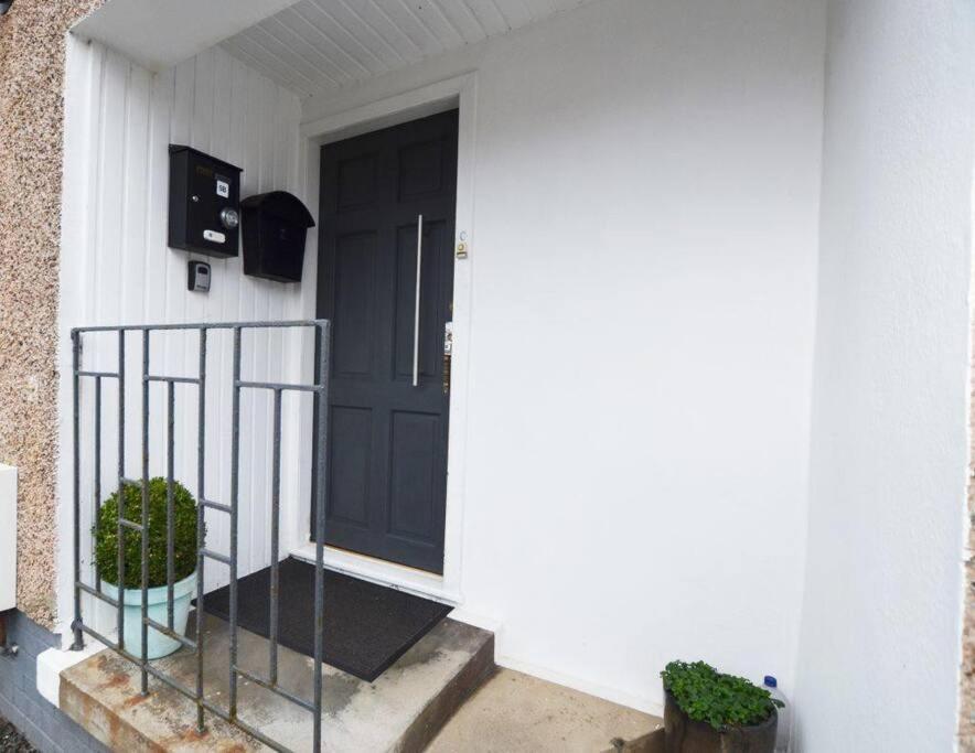 Apartamento Ideally Located Modern Flat Troon Exterior foto